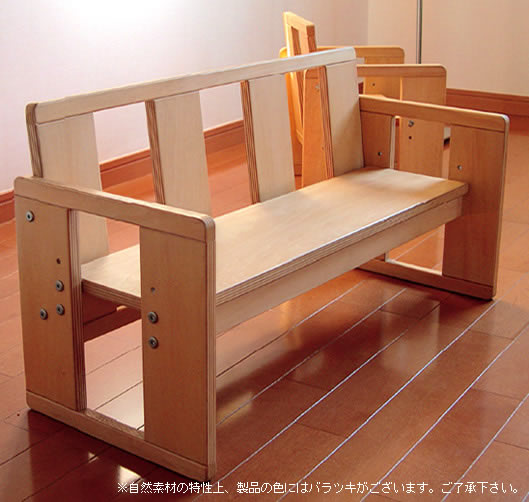 �V�R�ؑf�ނ̂��߁A�ۖڂ�F�������኱�قȂ�ꍇ������܂��B